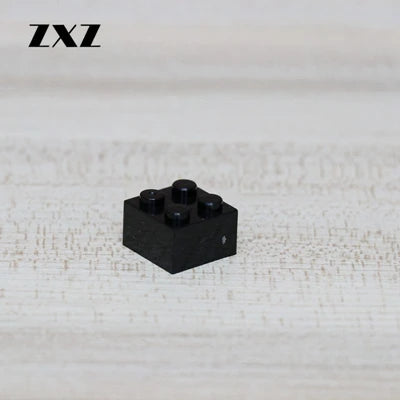 100 Pieces Brick 2 X 2 DIY Enlighten Toy Plastic Building Block Bricks For Kids 3003 Assembled Small Particles