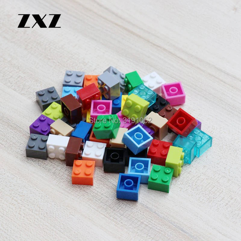 100 Pieces Brick 2 X 2 DIY Enlighten Toy Plastic Building Block Bricks For Kids 3003 Assembled Small Particles